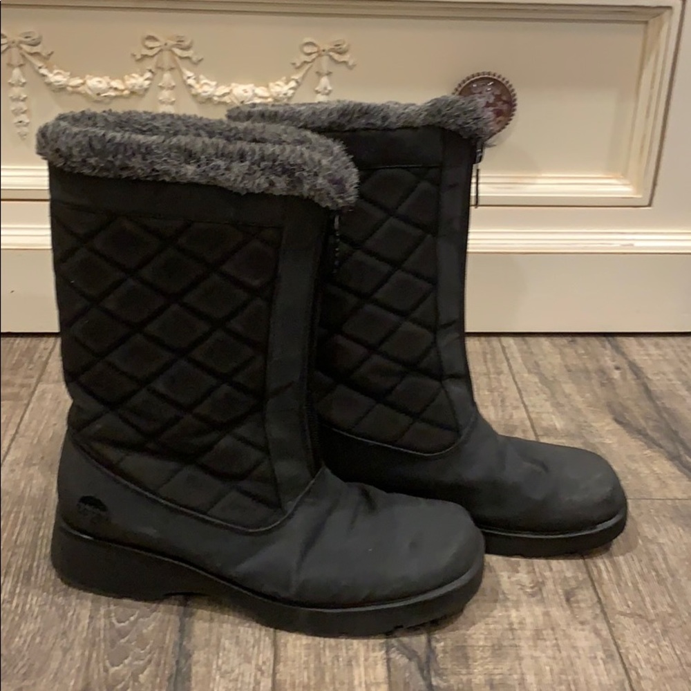 Totes Black Snow boots